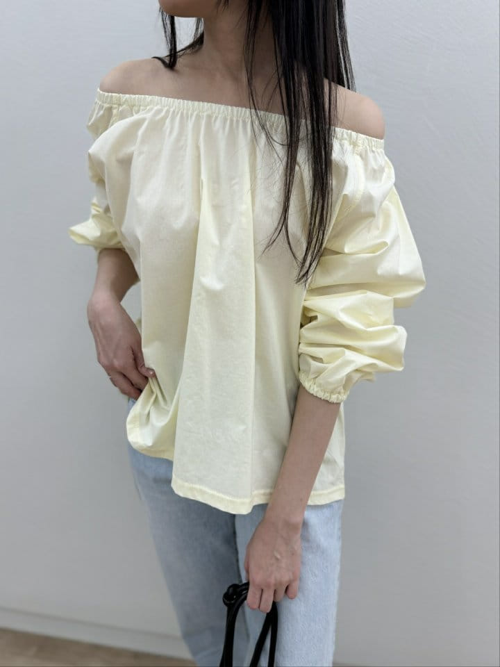 Most - Korean Women Fashion - #restrostyle - Half Blouse - 2