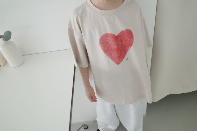 Otr - Korean Children Fashion - #magicofchildhood - Heart Pig Tee - 9