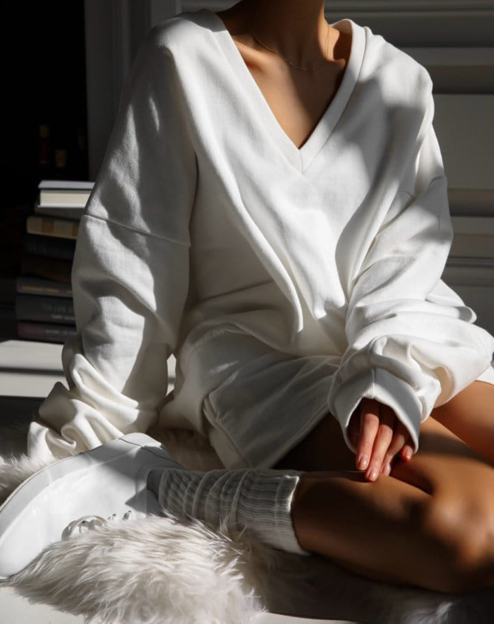 Paper Moon - Korean Women Fashion - #momslook - V Neck Oversized Sweatshirt - 2
