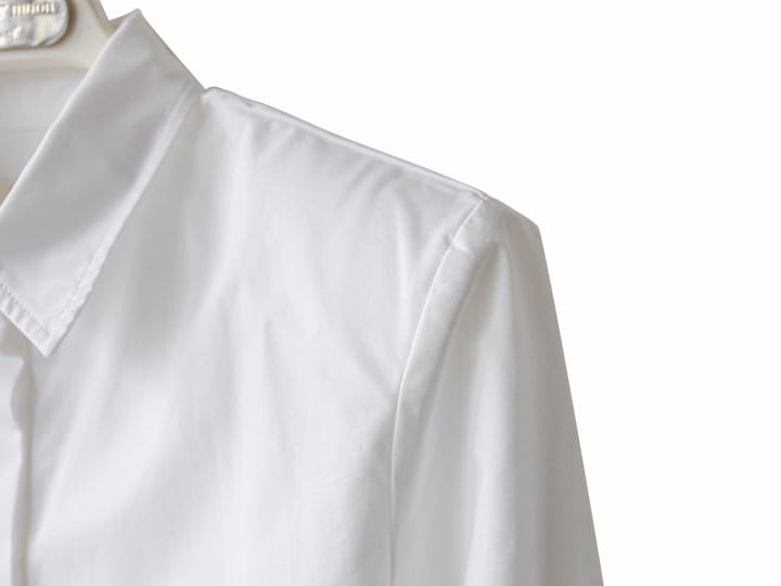 Paper Moon - Korean Women Fashion - #momslook - LUX Shoulder Pad Cropped Button Down Shirt - 6