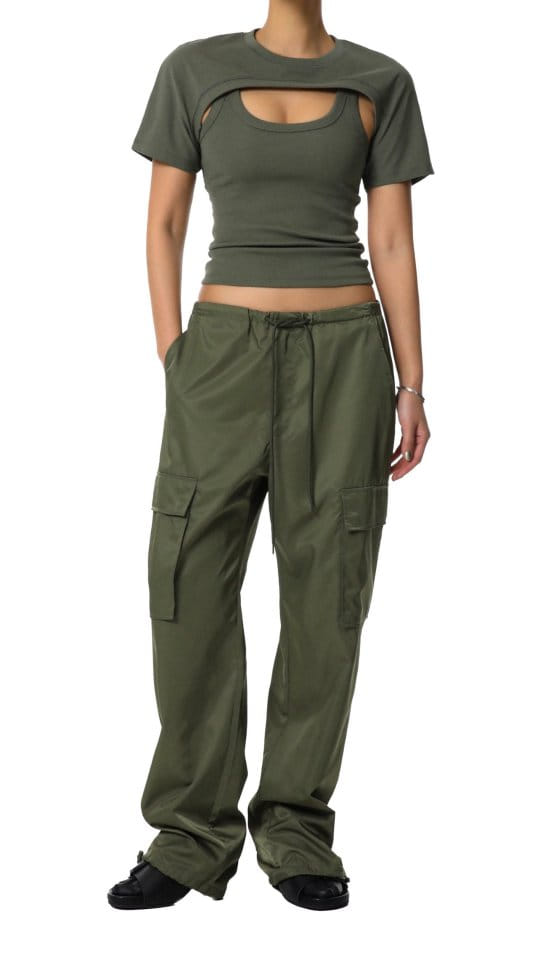 Paper Moon - Korean Women Fashion - #vintagekidsstyle - Nylon Drawstring Cargo Pocket Trousers - 5