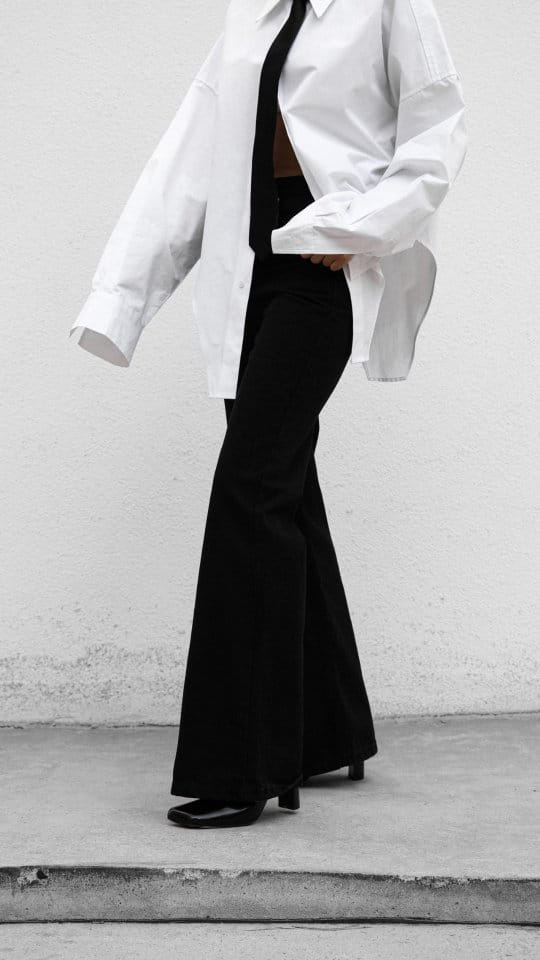 Paper Moon - Korean Women Fashion - #womensfashion - Classic High Waist Boots Cut Flared Black Jeans - 8