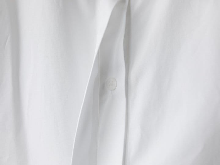 Paper Moon - Korean Women Fashion - #womensfashion - LUX Shoulder Pad Cropped Button Down Shirt - 7