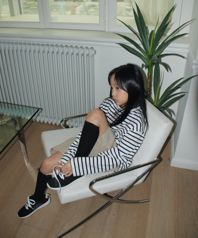 Shurrcca - Korean Children Fashion - #littlefashionista - Line Tee - 2