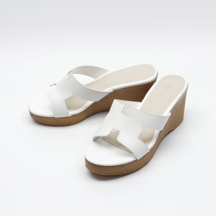 Ssangpa - Korean Women Fashion - #momslook - RO 600 Slipper & Sandals - 2