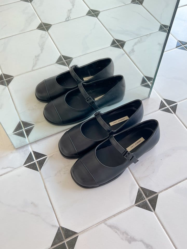 Ssangpa - Korean Women Fashion - #momslook - UDC 8303 Flats & Ballerinas - 8