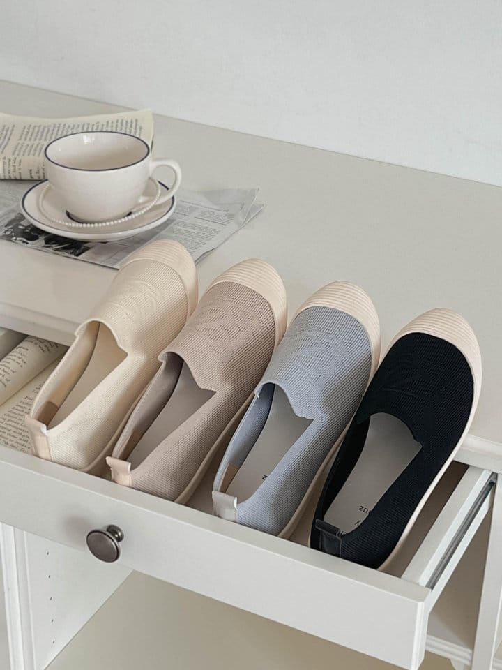 Ssangpa - Korean Women Fashion - #momslook - BY 8069 Flats & Ballerinas - 2