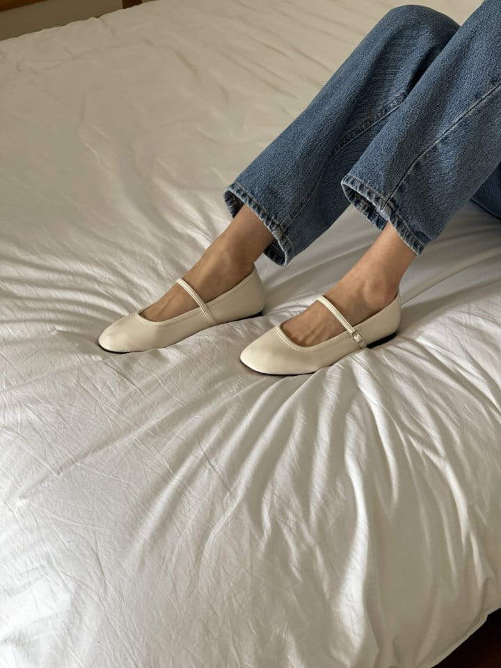 Ssangpa - Korean Women Fashion - #momslook - NV 7408 Flats & Ballerinas - 11