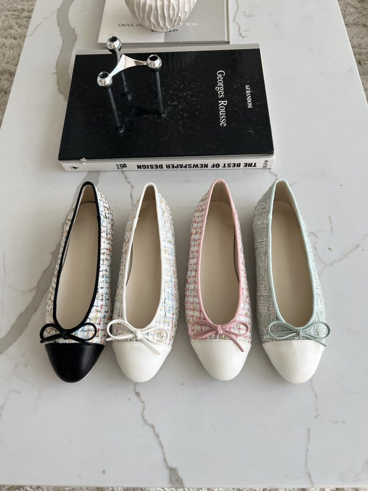 Ssangpa - Korean Women Fashion - #momslook - NV 7614  Flats & Ballerinas