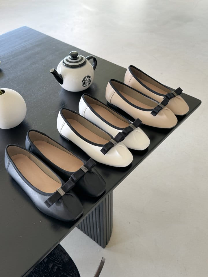 Ssangpa - Korean Women Fashion - #pursuepretty - PK 3105 Flats & Ballerinas - 2