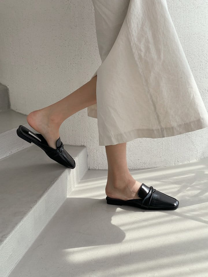 Ssangpa - Korean Women Fashion - #pursuepretty - UDC 9035 Slipper & Sandals - 11