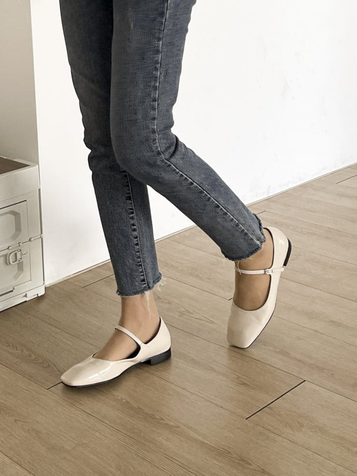 Ssangpa - Korean Women Fashion - #thelittlethings - BA 358 Flats & Ballerinas - 2
