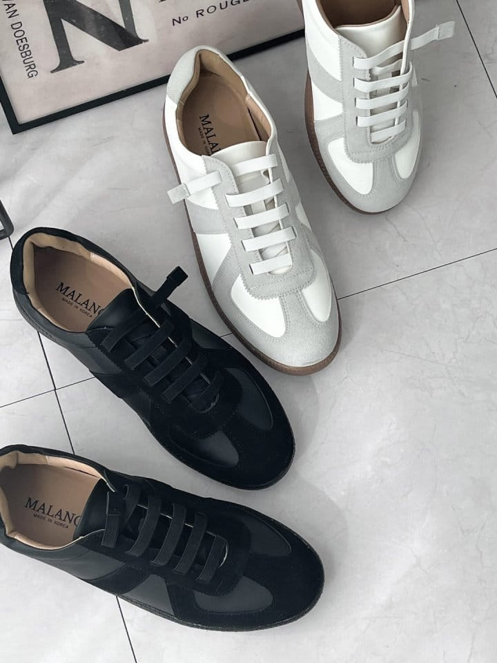 Ssangpa - Korean Women Fashion - #vintageinspired - DM Glory Sneakers - 2