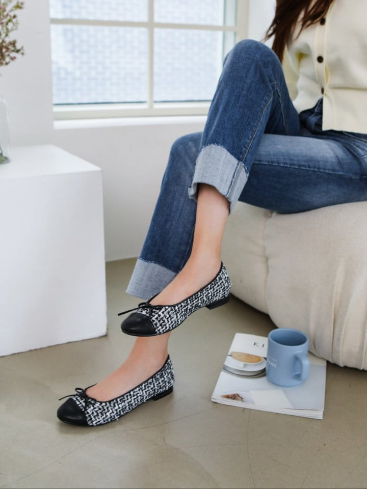 Ssangpa - Korean Women Fashion - #vintagekidsstyle - SS 236 Flats & Ballerinas - 3