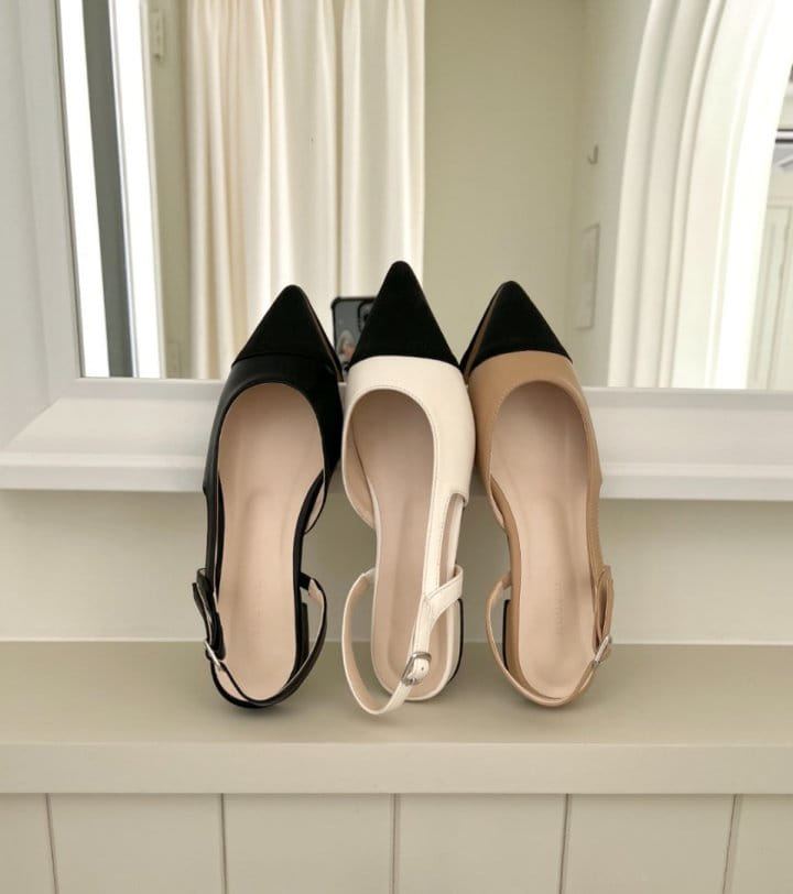 Ssangpa - Korean Women Fashion - #womensfashion - NV 7212 Slipper & Sandals