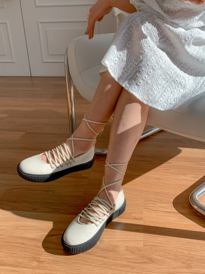 Ssangpa - Korean Women Fashion - #momslook - TM 3086 Flats & Ballerinas - 4