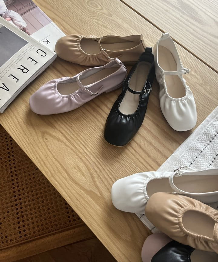 Ssangpa - Korean Women Fashion - #womensfashion - MR 9717 Flats & Ballerinas