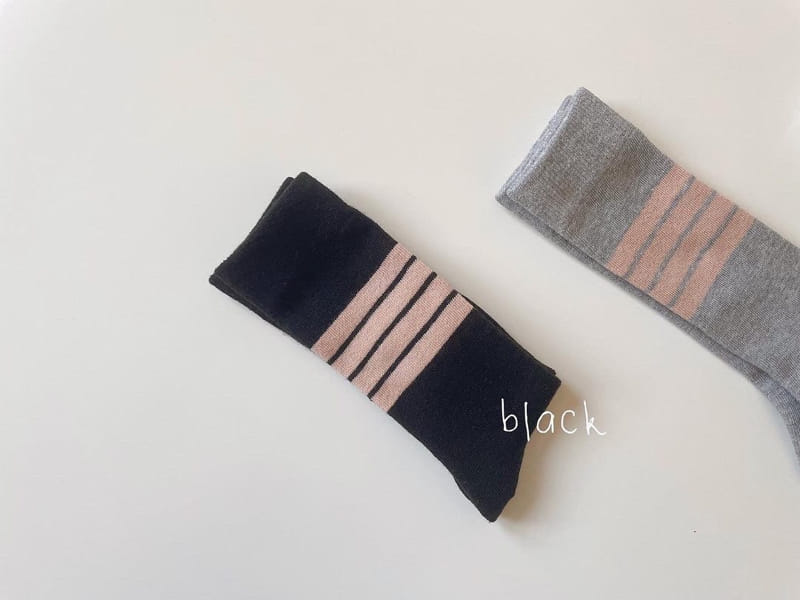 Teamand - Korean Children Fashion - #toddlerclothing - Half Knee Socks Set - 4