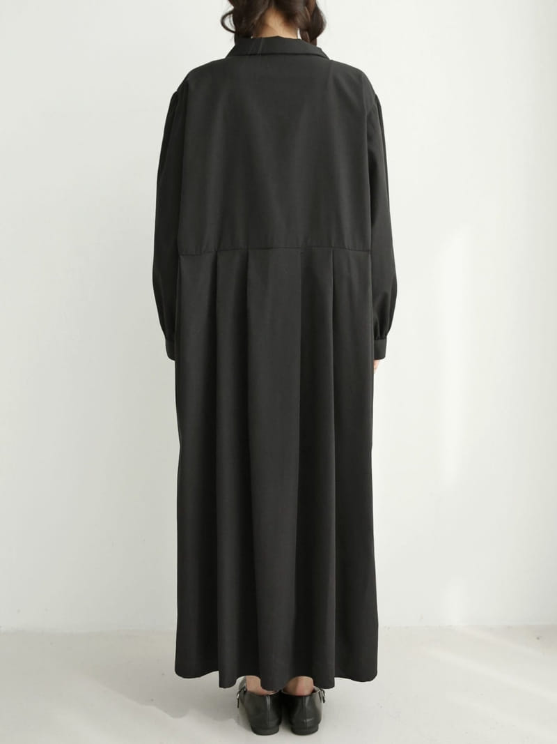 Theggllim - Korean Women Fashion - #momslook - Open Collar One-Piece - 9