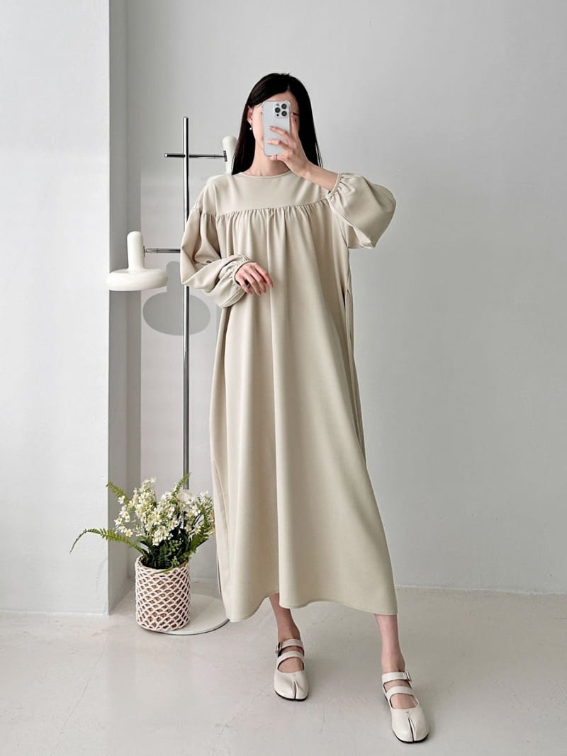 Theggllim - Korean Women Fashion - #womensfashion - Over Shirring One-Piece - 4