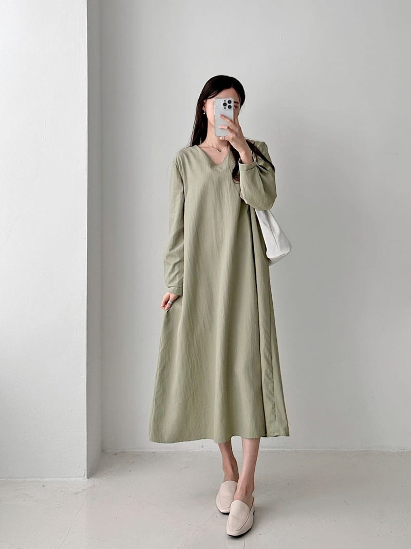 Theggllim - Korean Women Fashion - #momslook - Na Long V Neck One-Piece - 7