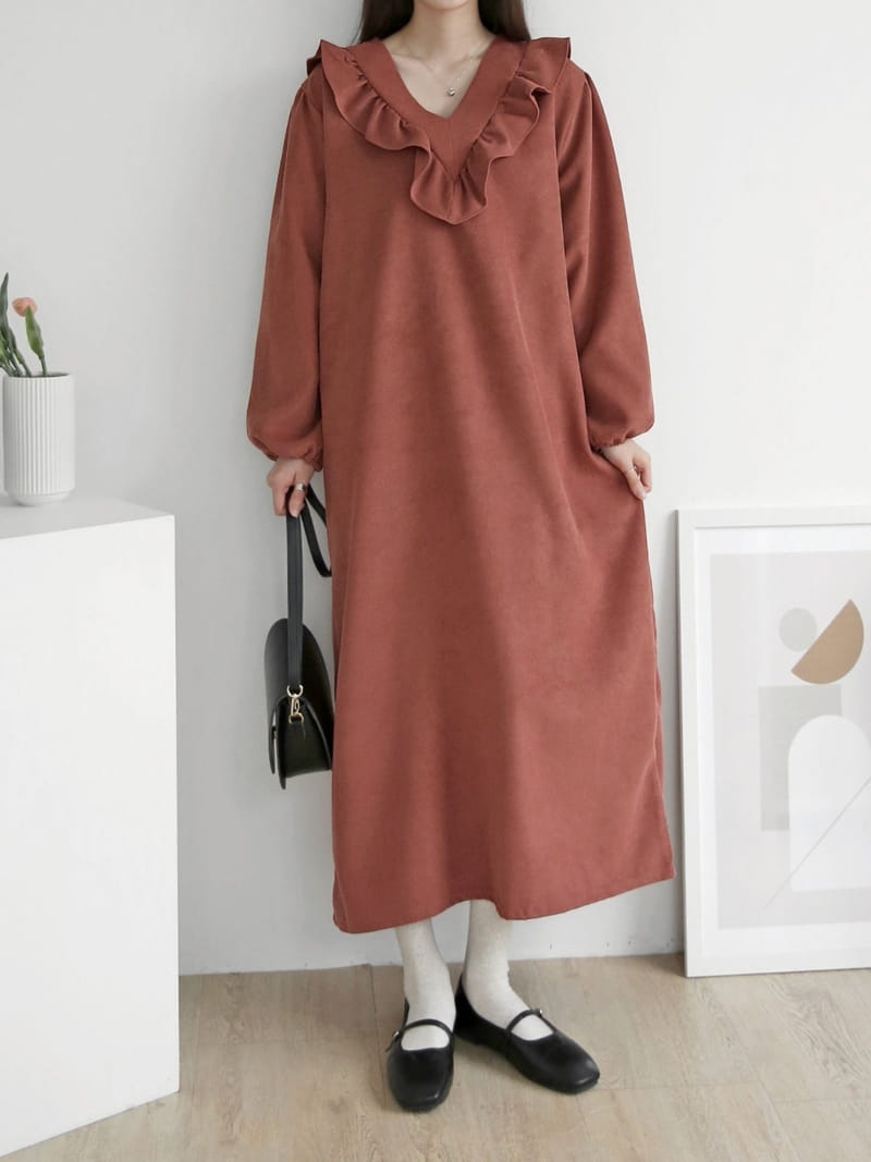 Theggllim - Korean Women Fashion - #momslook - V Neck Frill One-Piece 