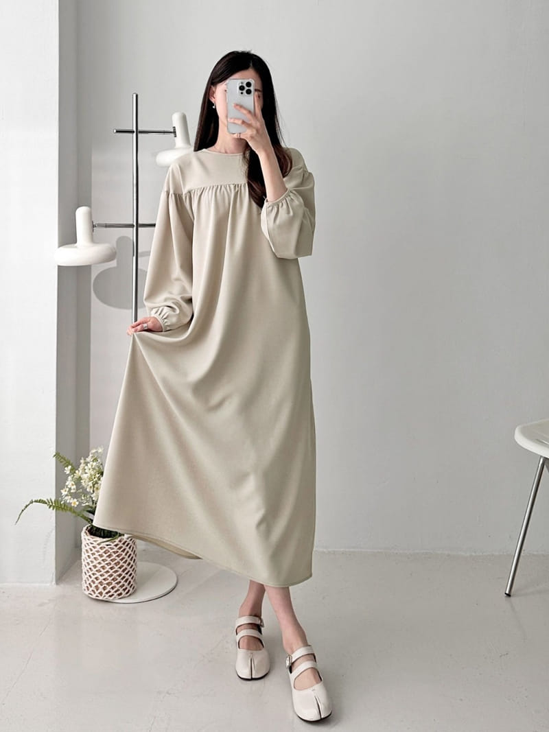 Theggllim - Korean Women Fashion - #thelittlethings - Over Shirring One-Piece