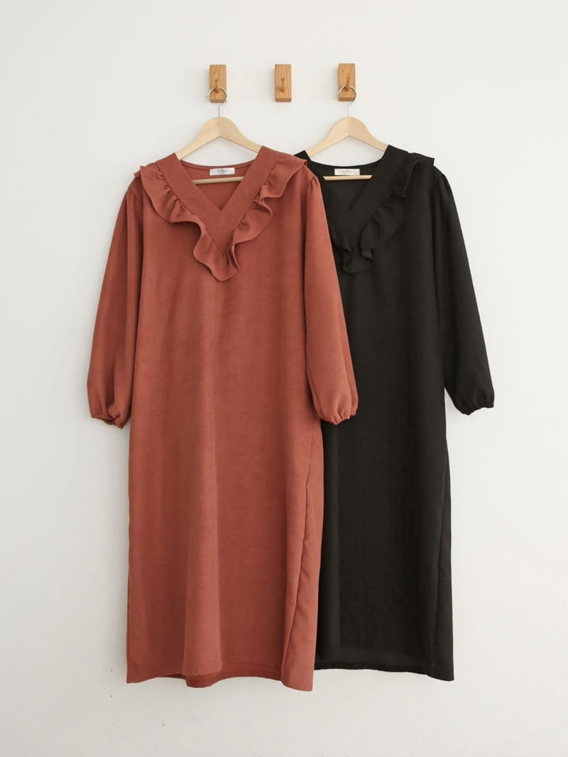 Theggllim - Korean Women Fashion - #momslook - V Neck Frill One-Piece  - 4