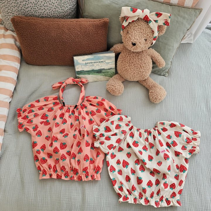 1St Blue - Korean Children Fashion - #kidsshorts - Strawberry Puff Tee - 7