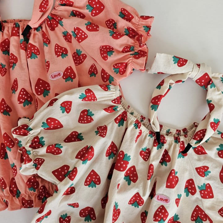 1St Blue - Korean Children Fashion - #kidzfashiontrend - Strawberry Puff Tee - 9