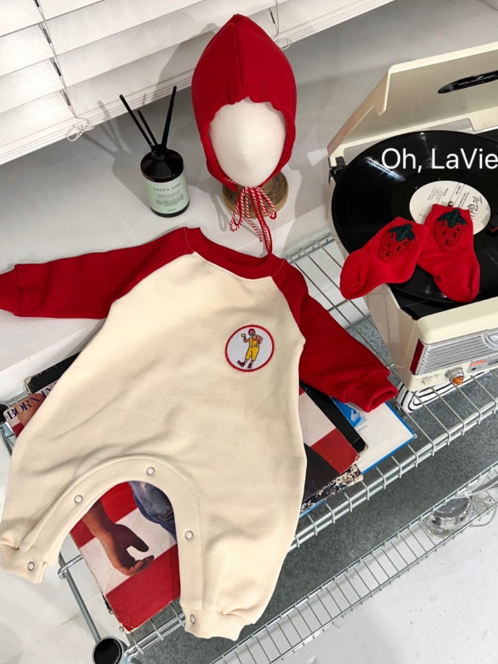 M Donald Body Suit Set