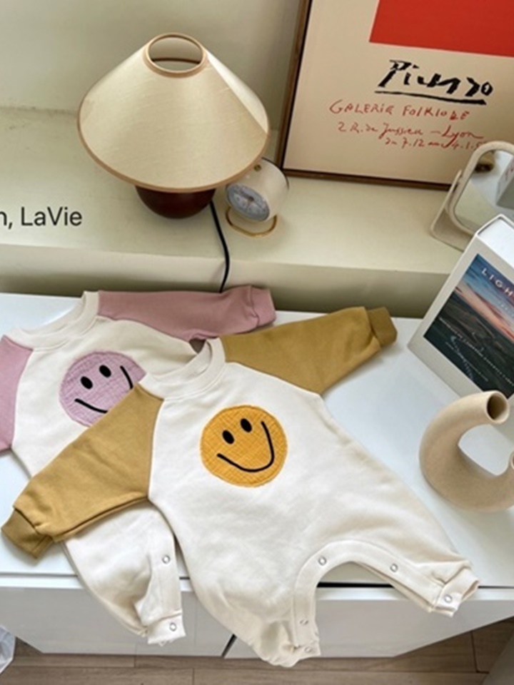 Smile Patch Baby Body Suit
