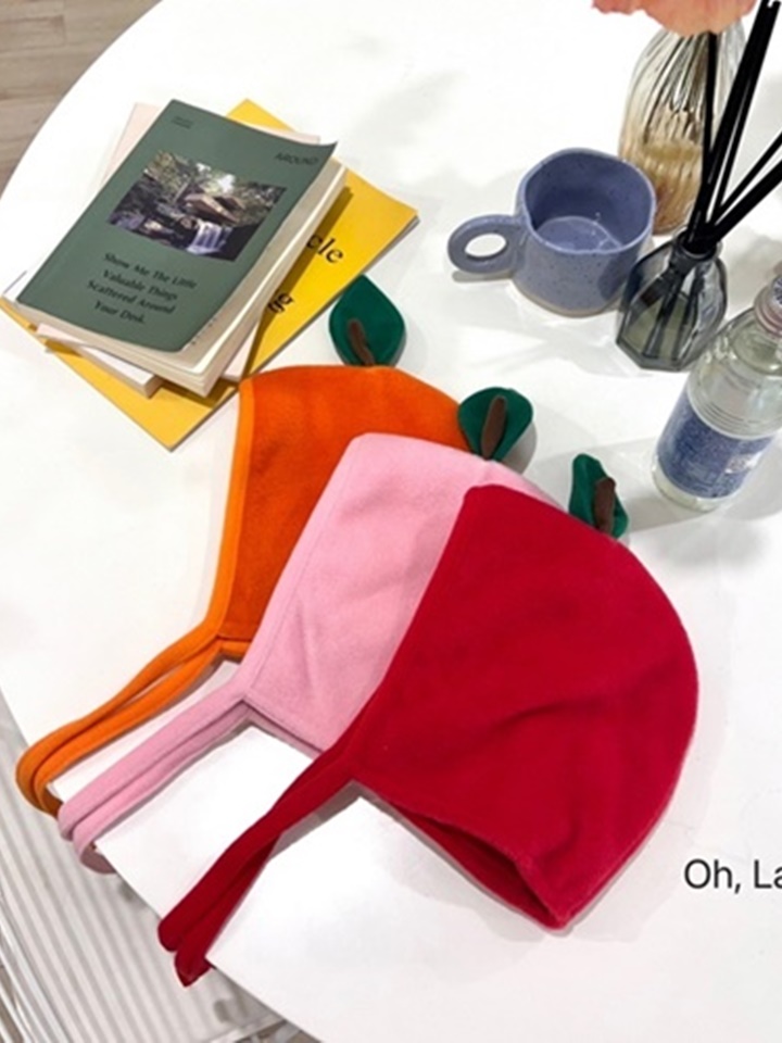 Fleece Fruit Bonnet