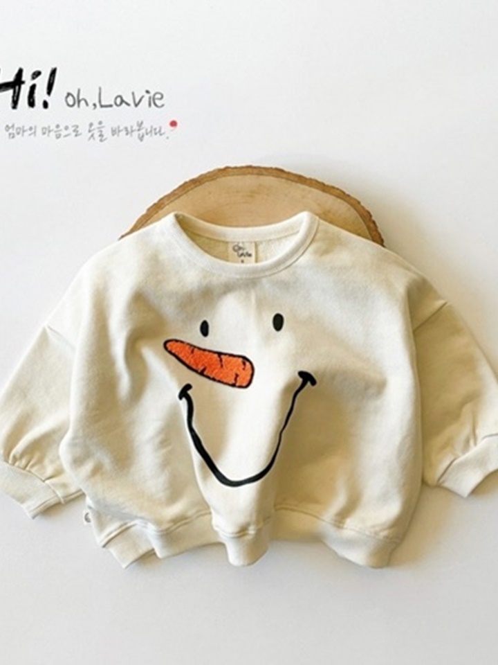 Carrot Nose Sweatshirt