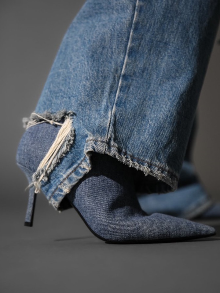 Vintage Blue Distressed Damage Wash Wide Leg Jeans