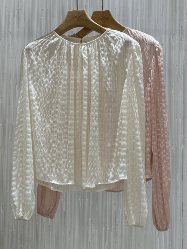 Volume Shirring Boluse