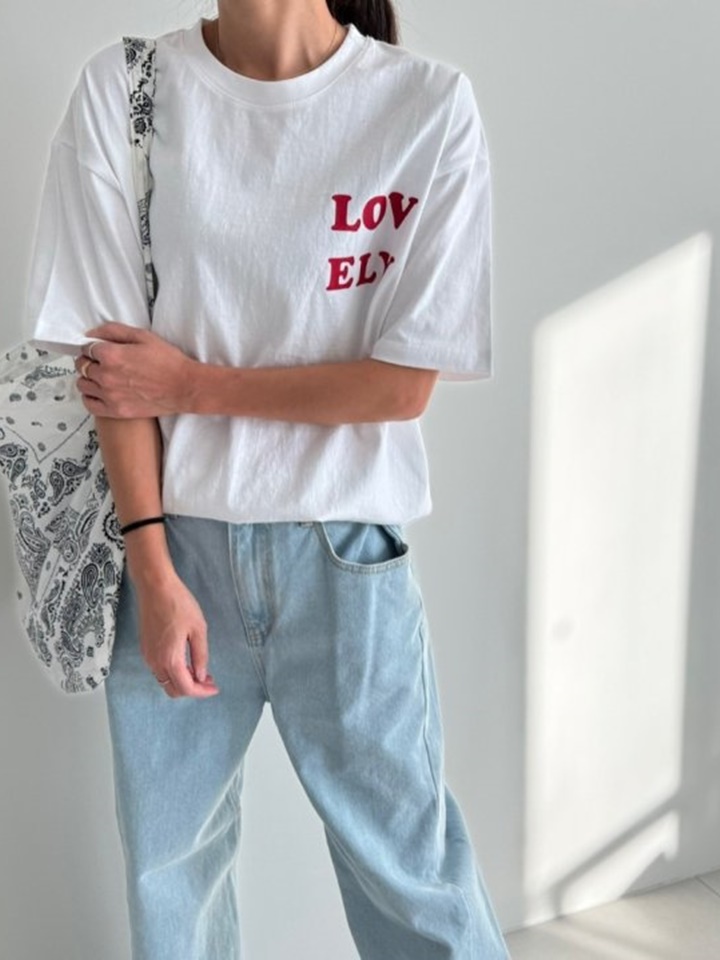 Lovely Tee