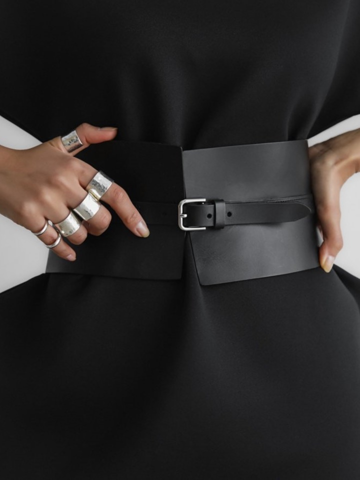 Wide L Belt