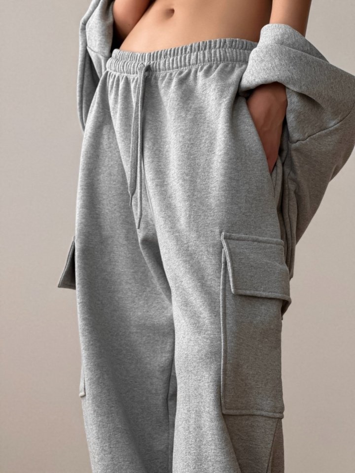Cargo Pocket Wide Sweatpants