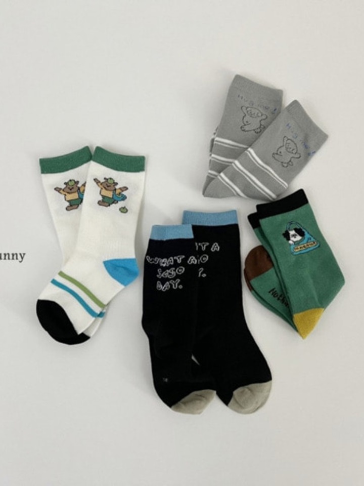 Hug Me Socks Set