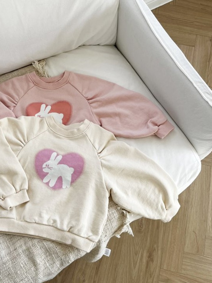 Rabbit Shirring Sweatshirt
