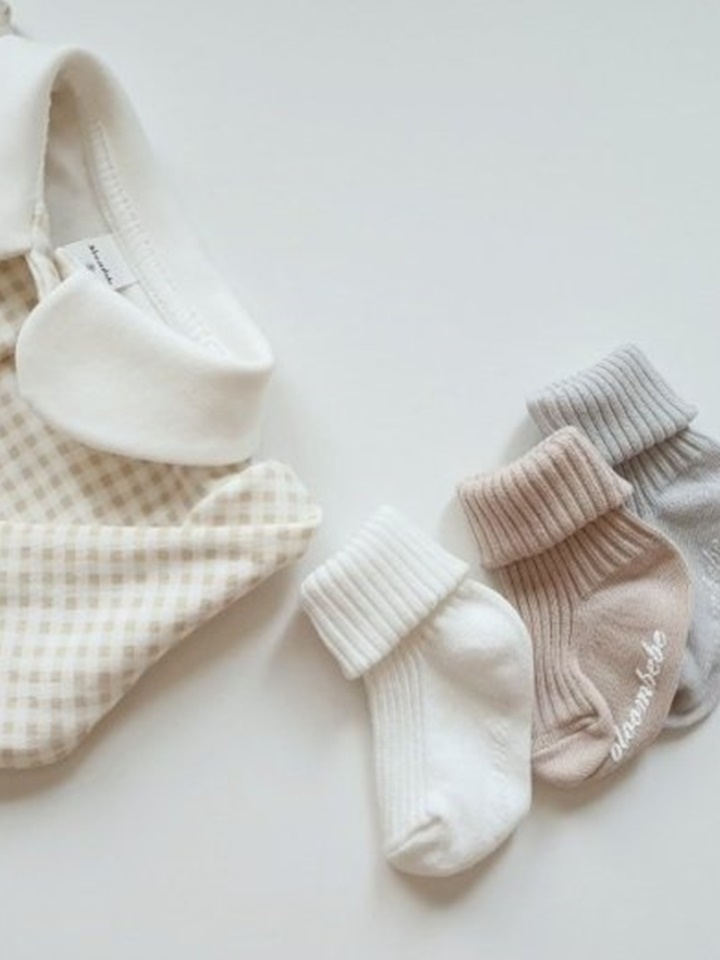 Simple Rib Knee Socks Set