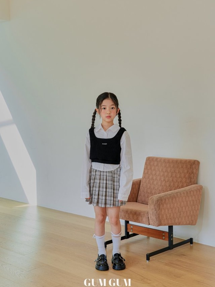 Square Crop Vest