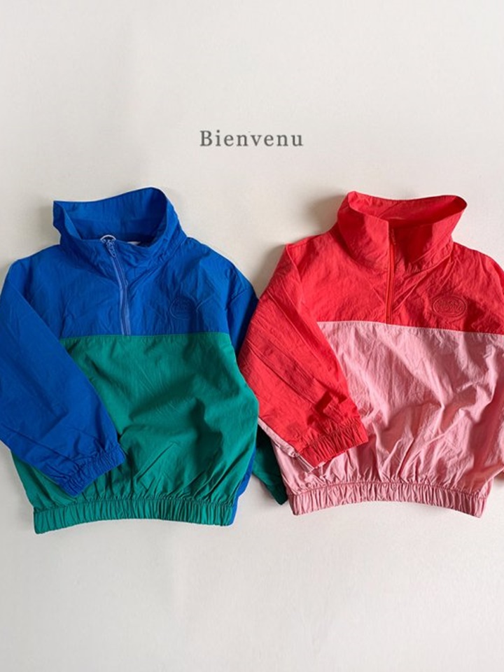 High Neck Windbreak Tee