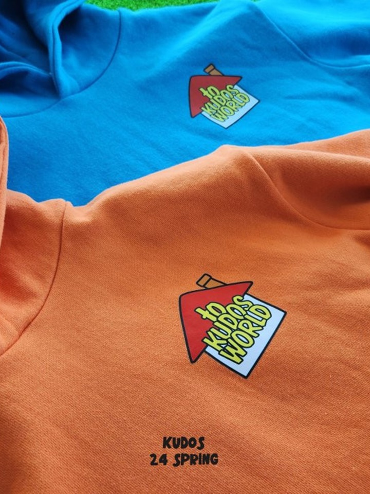 World Hoody Sweat Shirt