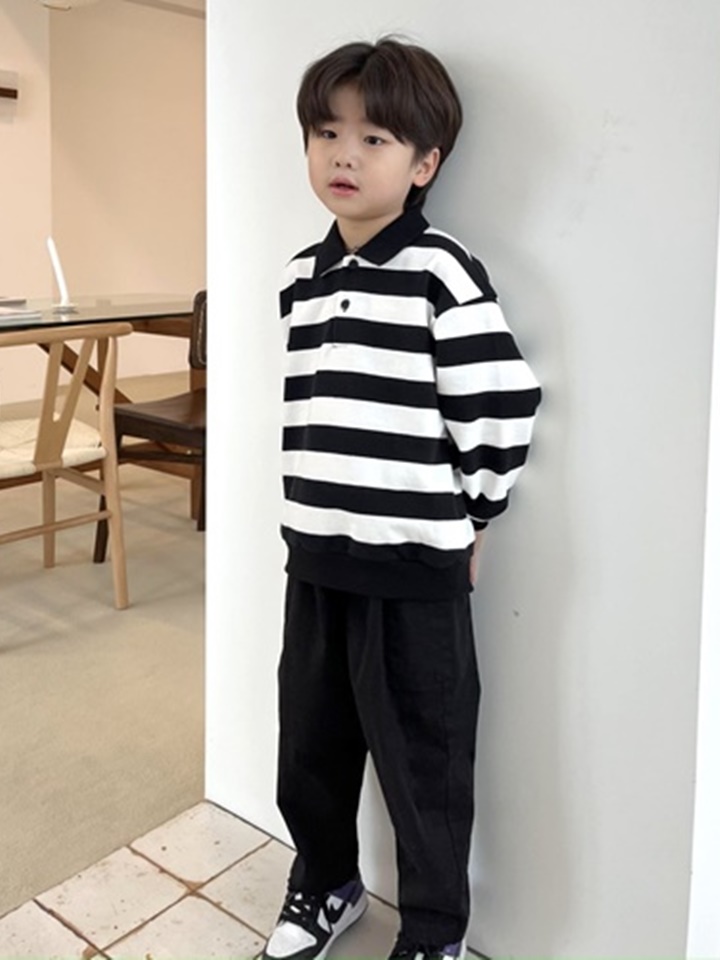 ST Collar Sweatshirt