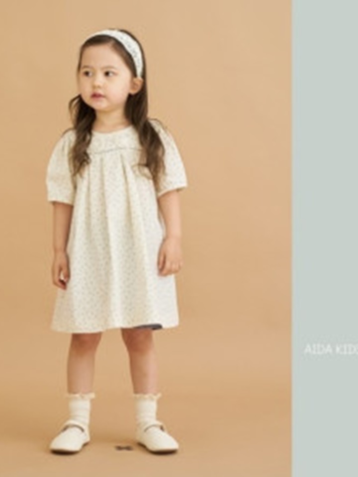 Small Wrinkle One-Piece