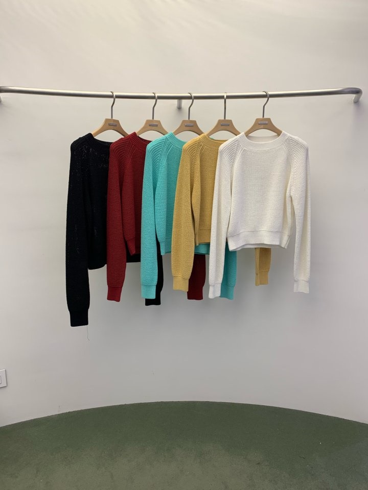 Mate Round Knit