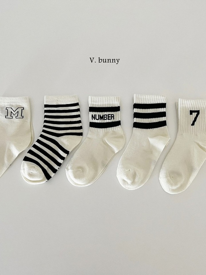 Seven Socks Set