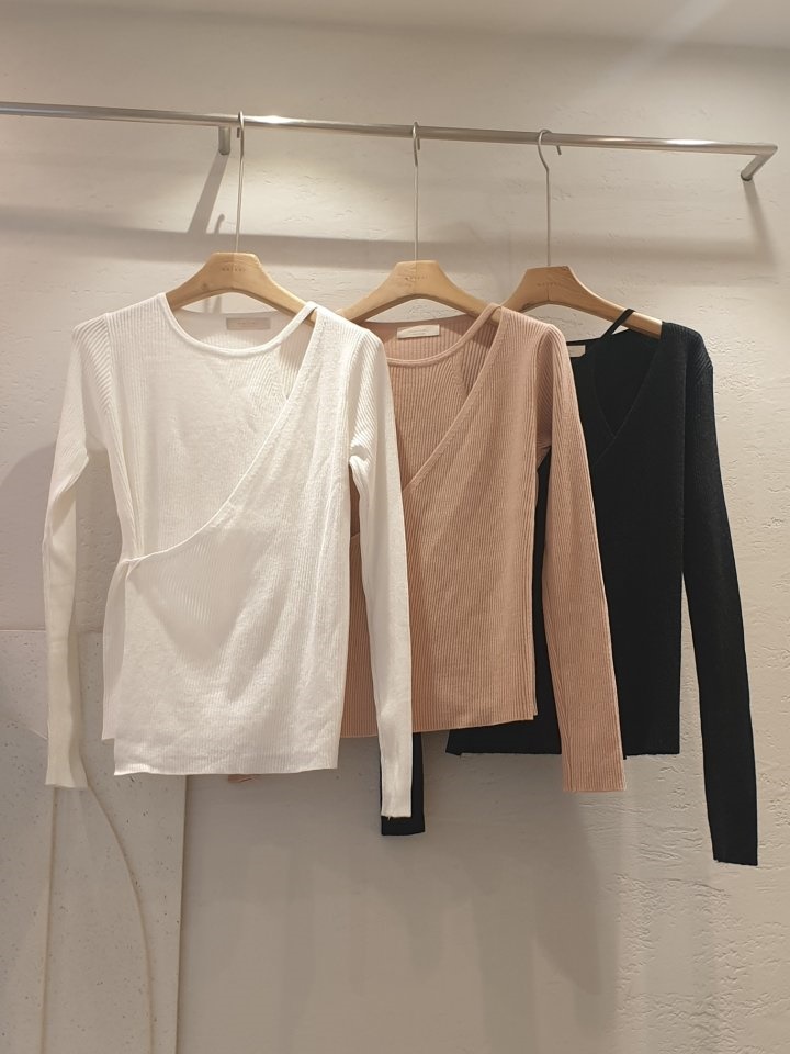 Loni Slit Knit